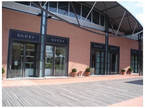 outlet florence italy prada|Prada outlet florence Italy rome.